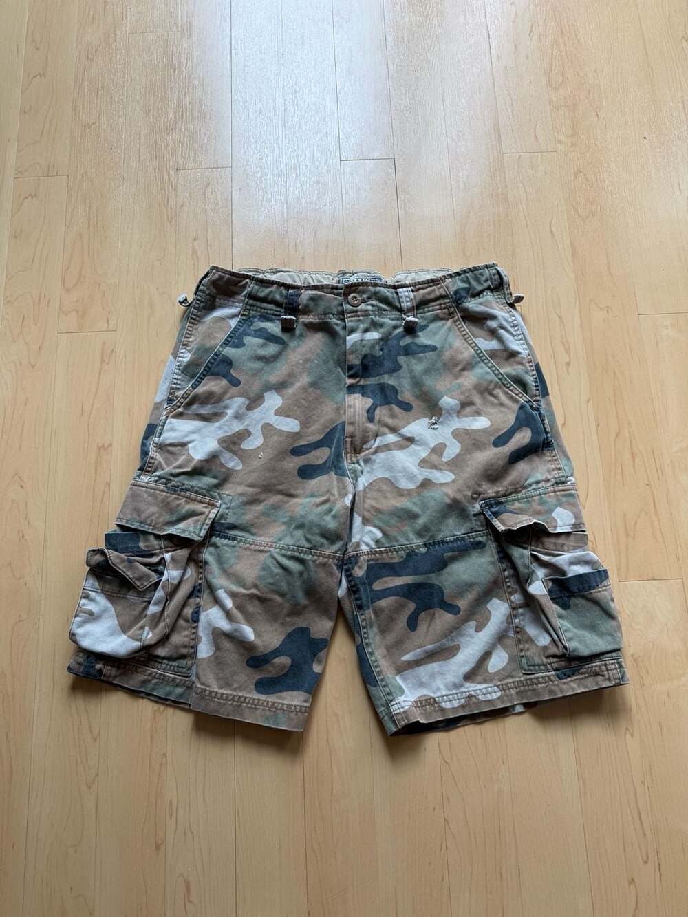 Steve & Barry's Y2K Camouflage Cargo Shorts Size 30